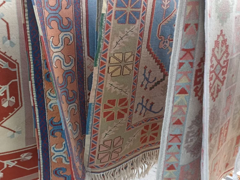 İncek Elif Halı Yıkama Yılların Deneyimiyle Hizmet Veriyoruz