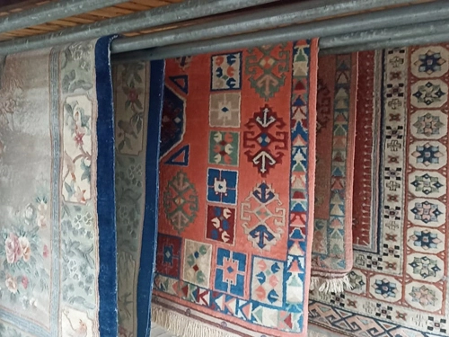 İncek Halı Yıkama: 
Uzman Ekip ve İleri Teknoloji İle Halılarınıza Bakım Yapıyoruz